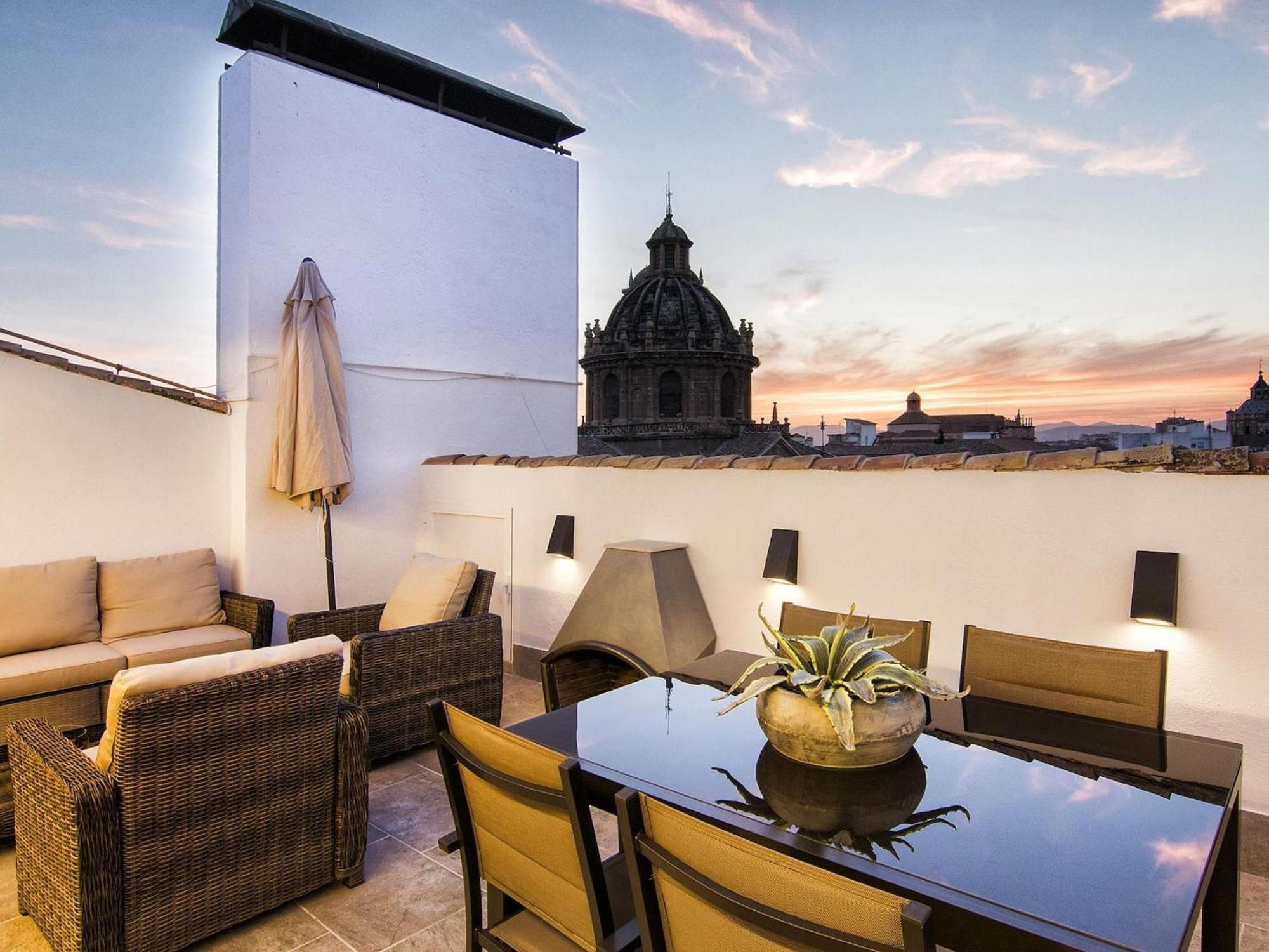 Chezmoihomes Premium Loft Private Terrace Granada Ngoại thất bức ảnh